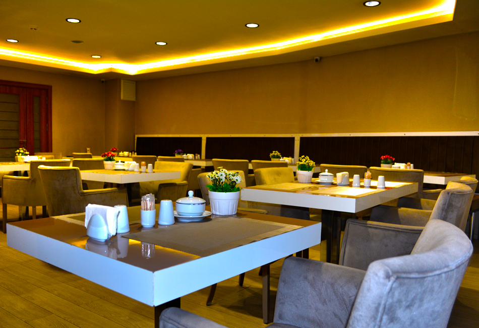 Giresun Serenti Pamuk Otel Kahvaltı Salonu
